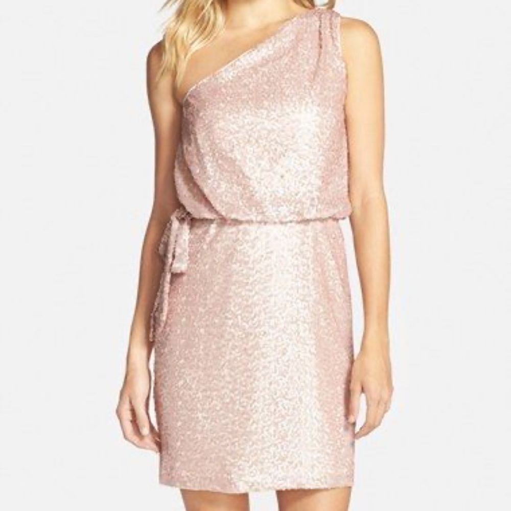 Aidan Mattox one shoulder sequin dress - size 8✨💕